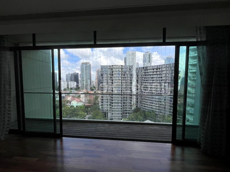 2 Bed Condo for Rent in  The Paterson - Image 4